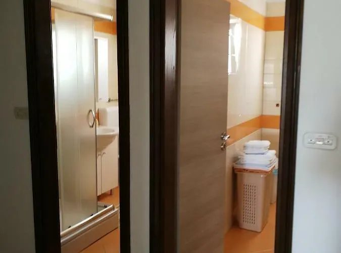 Διαμέρισμα N&m